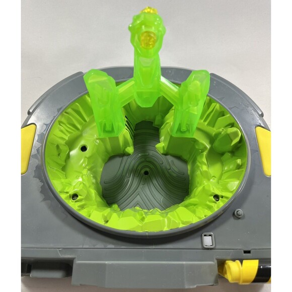 Beast Lab Dino Beast Creator Lab and Figure Lights and Sound Tested - Picture 15 of 16